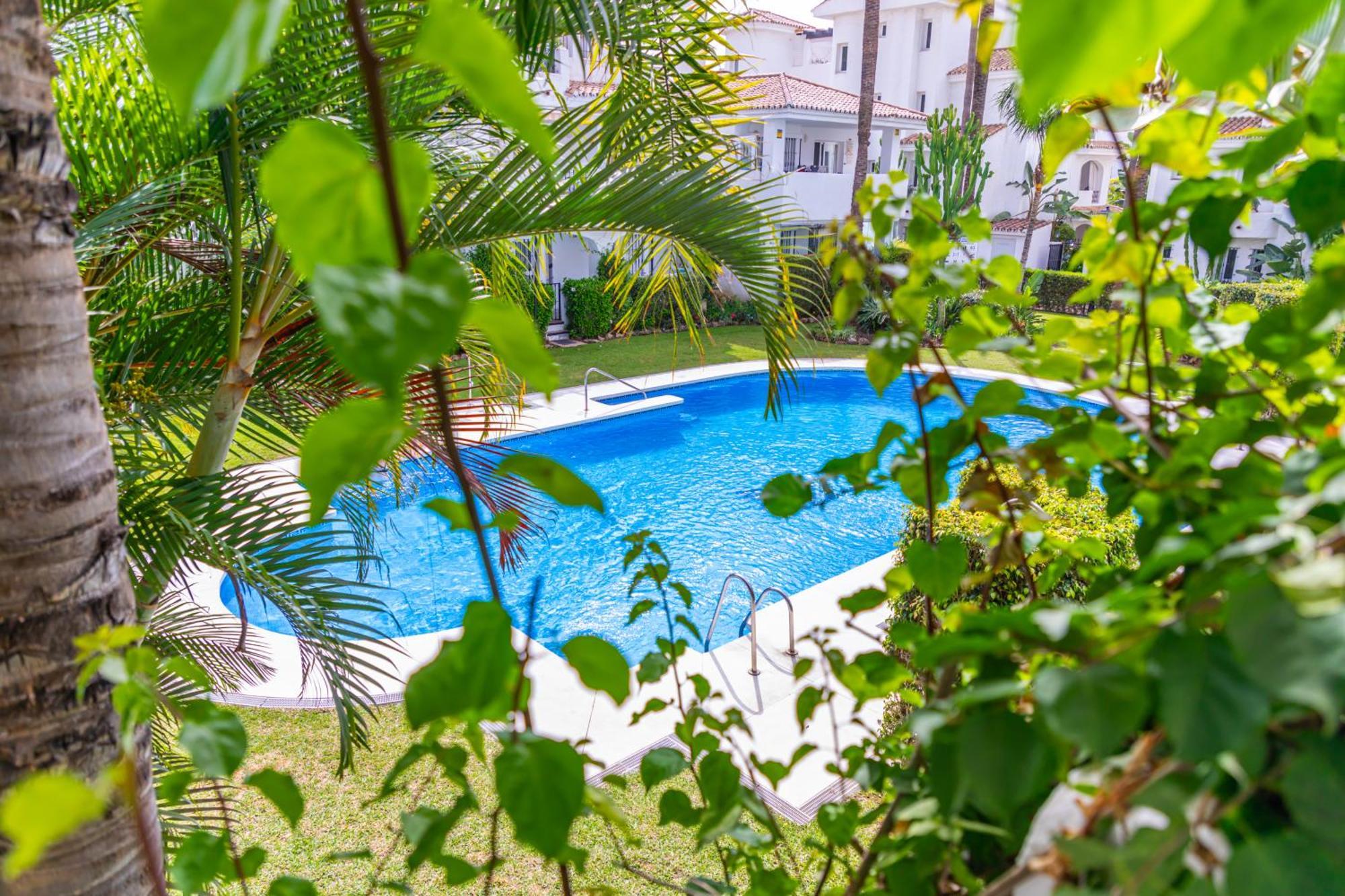 Ab Properties - Design Penthouse Marbella - Puerto Banus - Golden Mile - Pool And Tropical Garden View Dış mekan fotoğraf